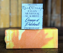 Charger l&#39;image dans la galerie, Savon corporel au beurre de karité / RockNsoap / ORANGE &amp; PATCHOULI
